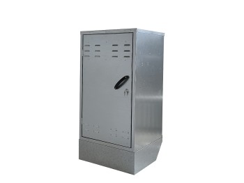 Fahrbarer Sattelschrank