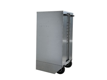Fahrbarer Sattelschrank