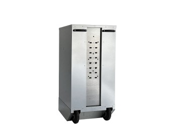 Fahrbarer Sattelschrank